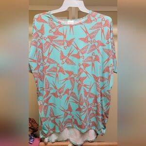 NWOT Medium Bird Tee